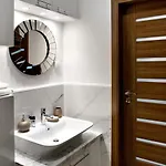 Appartement Prymasa Tysiaclecia - P&o Serviced Warschau