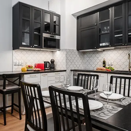 Prymasa Tysiaclecia - P&o Serviced ワルシャワ