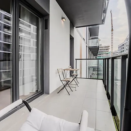 Appartement Prymasa Tysiaclecia - P&o Serviced