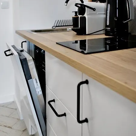 Prymasa Tysiaclecia - P&o Serviced