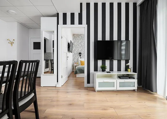 Prymasa Tysiaclecia - P&o Serviced *