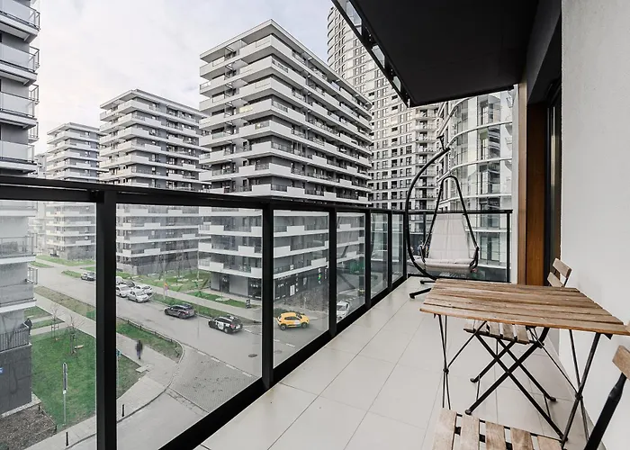 Prymasa Tysiaclecia - P&o Serviced شقة